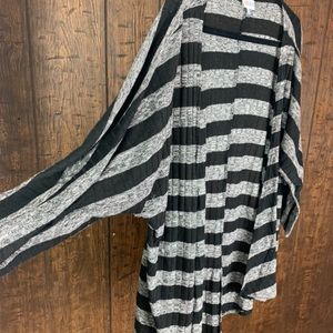 LULAROE cardigan like new